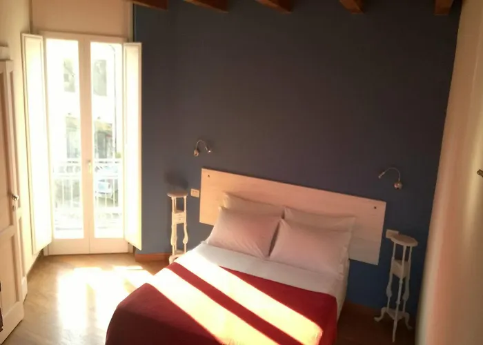 Alojamento de Acomodação e Pequeno-almoço Porta Ronca - B&b, & Apts 3*
