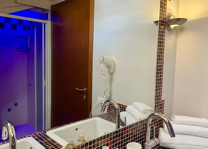 Porta Ronca - B&b, & Apts 3* Rho